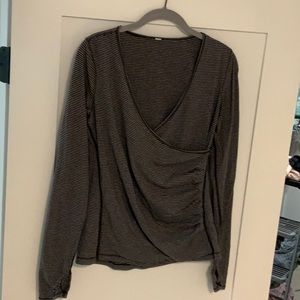 Lululemon deep V, ruched, long sleeved top